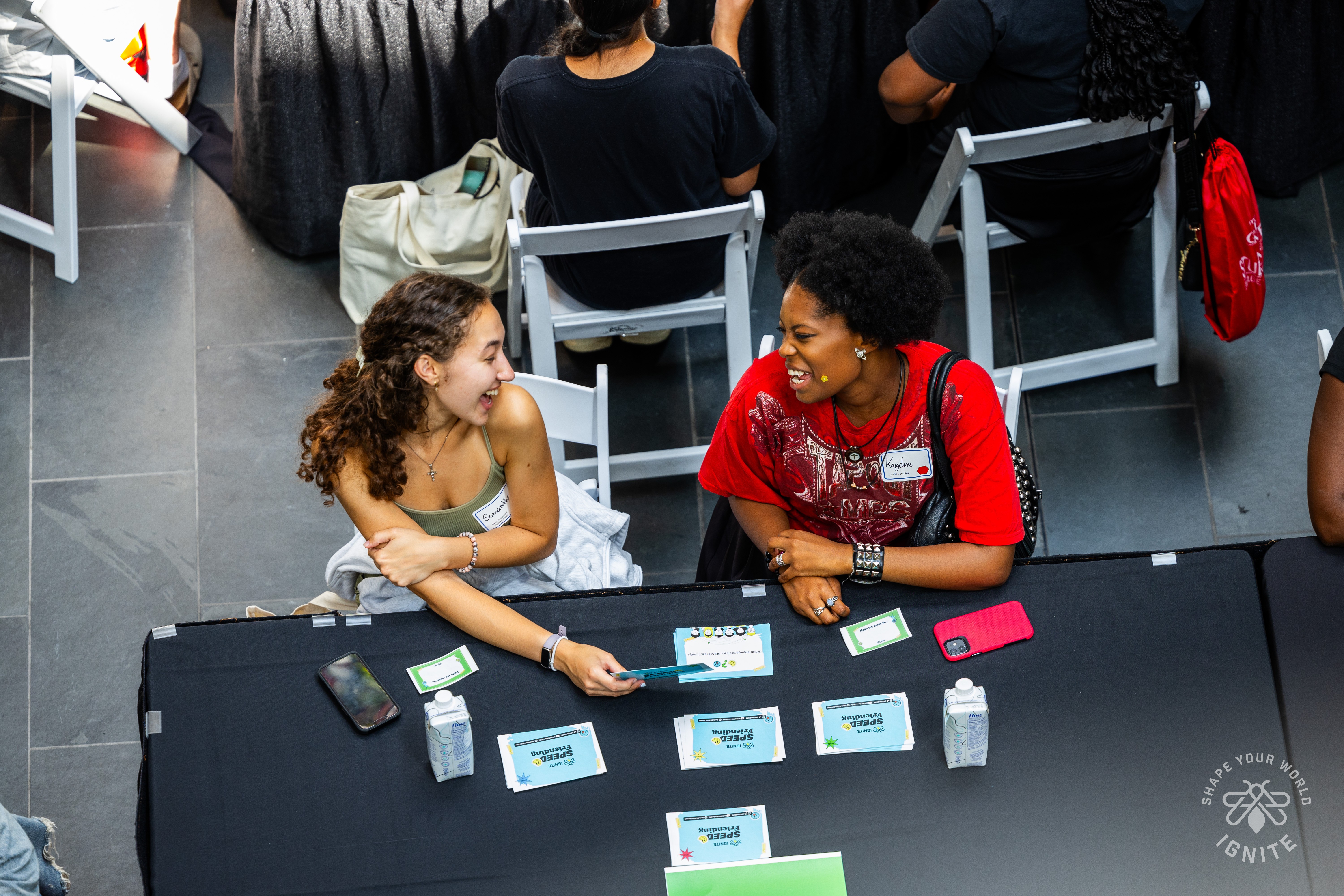 Speed Friending Students chatting at Speed Friending